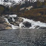 Among The Pearls Of Norway Hébergement de vacances *